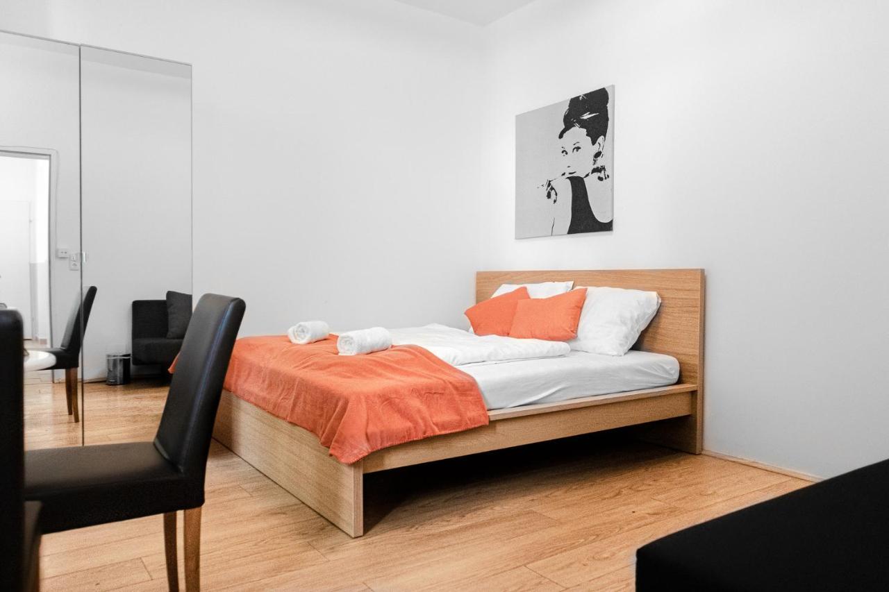 Delightful 2Br Shared Apartment - Ideal For Longstays 维也纳 外观 照片