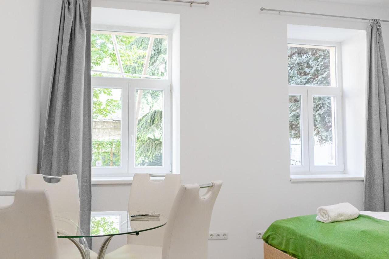 Delightful 2Br Shared Apartment - Ideal For Longstays 维也纳 外观 照片